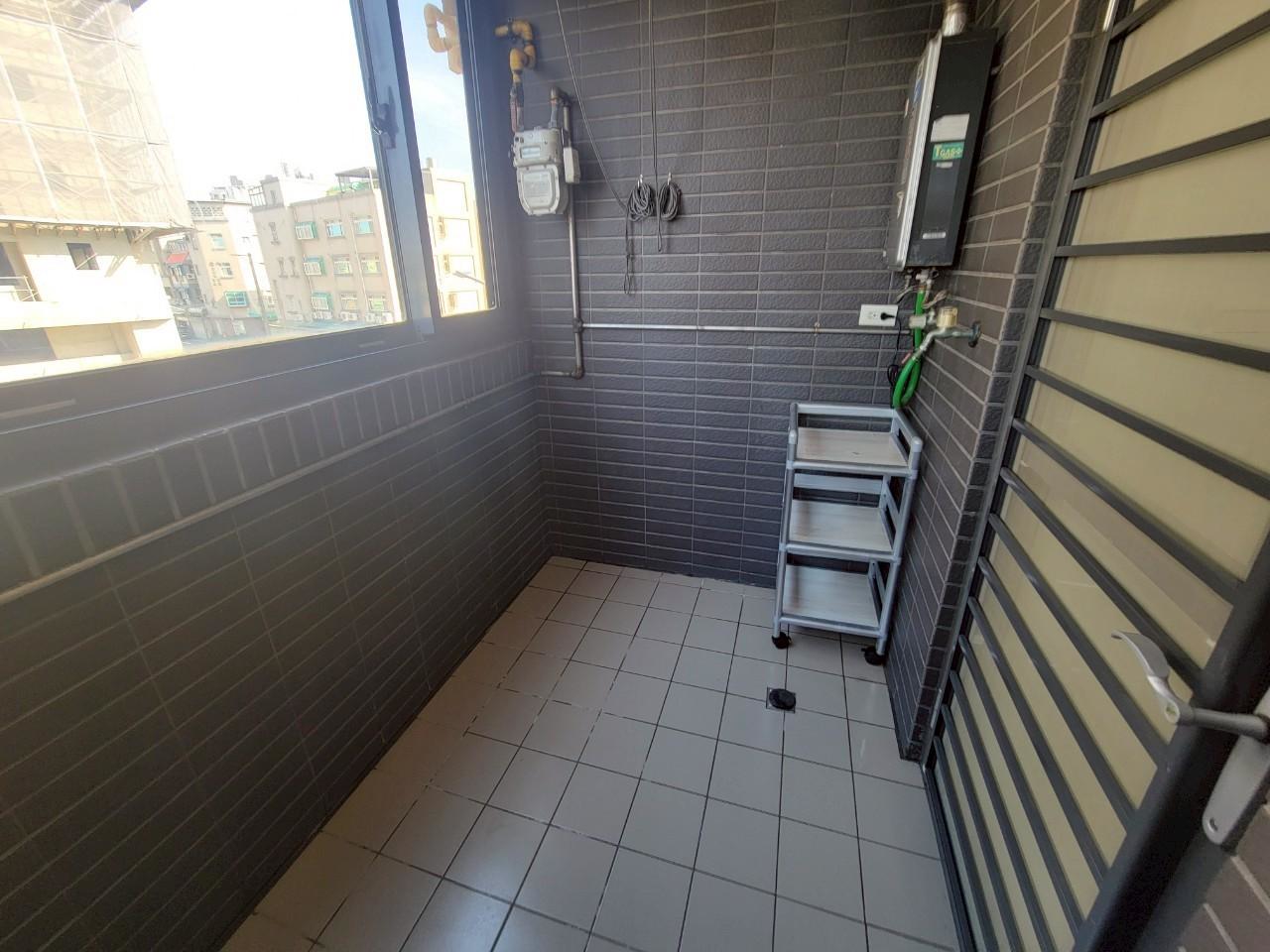 LINE_ALBUM_榮濱路86號2樓之2_250515_8